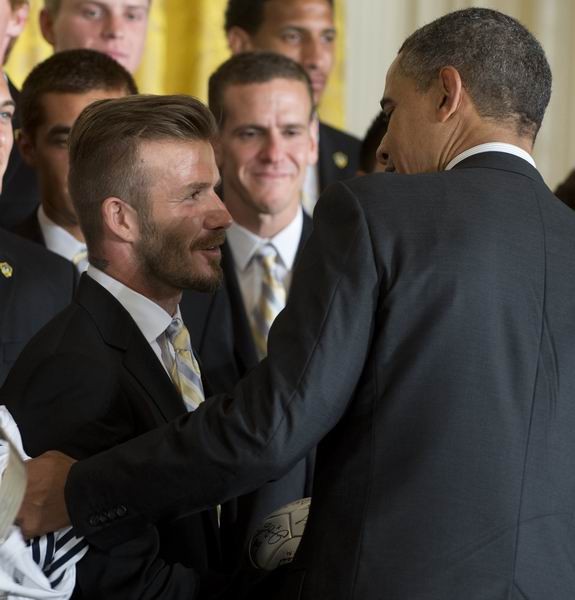 Tổng thống Obama đã dành khá nhiều thời gian để trò chuyện với ngôi sao bóng đá thế giới David Beckham